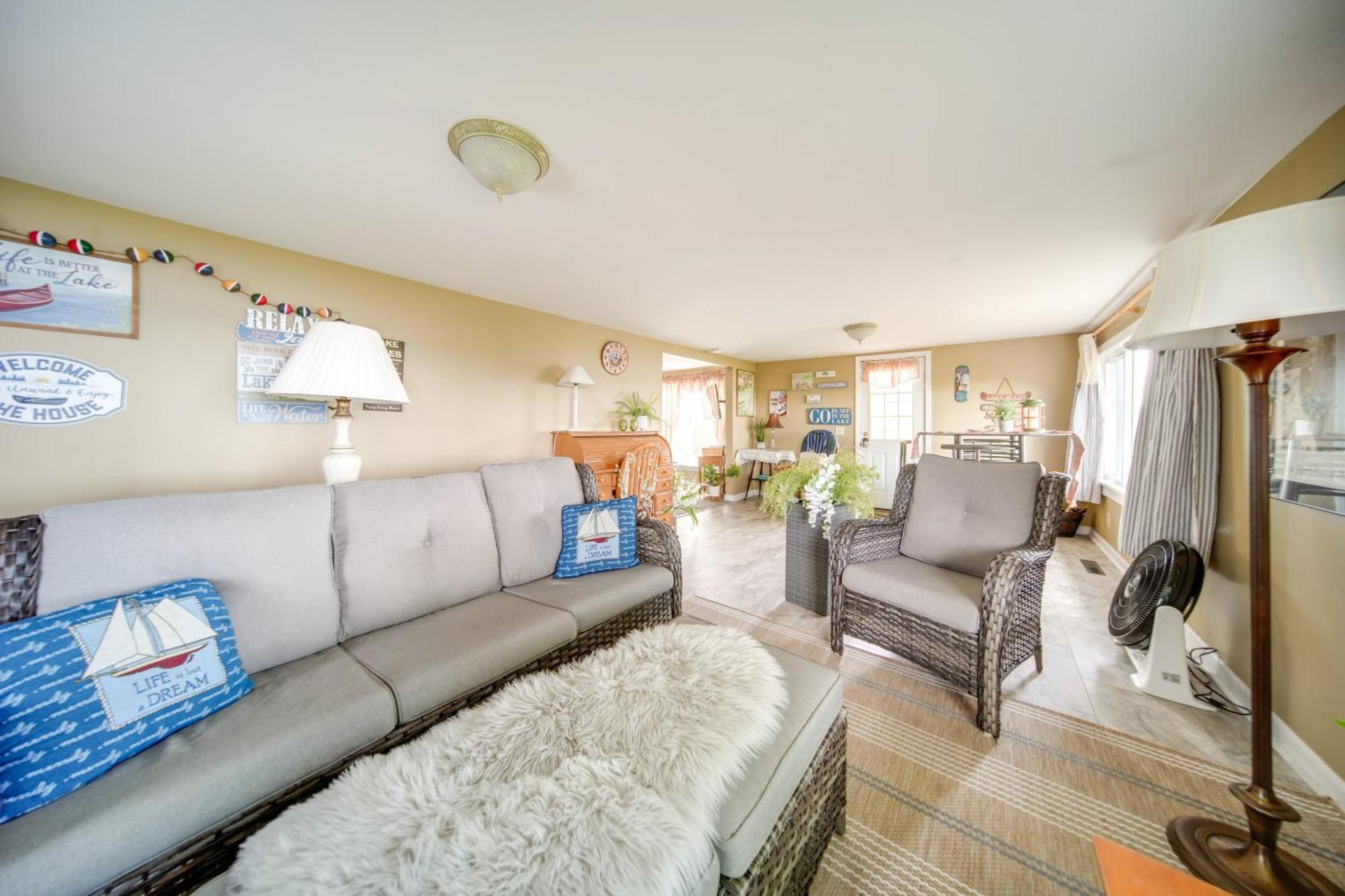 Lakefront Mayville Cottage With Dock And Grill! Exterior foto