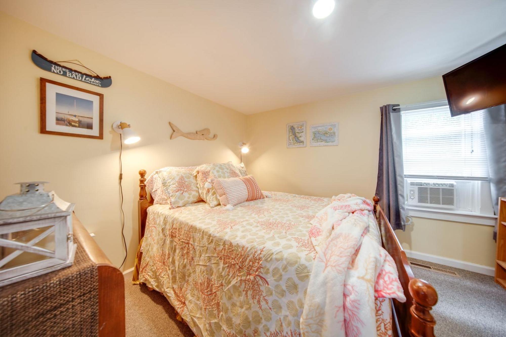 Lakefront Mayville Cottage With Dock And Grill! Exterior foto
